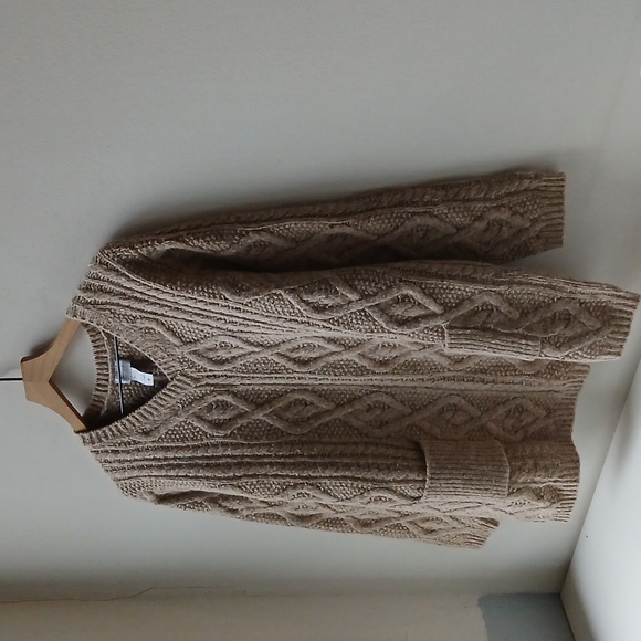 Soft Surrounding V Neck Cable Knit Sweater Tan Women's Petite Large - Picture 2 of 5